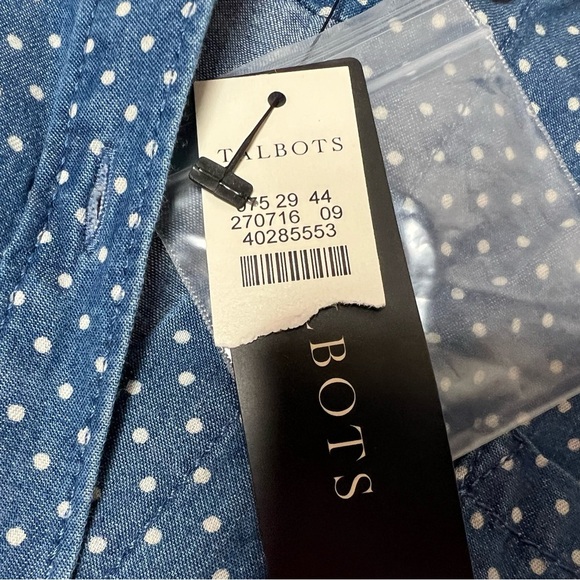 Talbots Chambray Denim Polka Dot Button Up Down Shirt Top 10 Women NEW. 248 - Picture 3 of 3